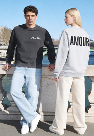 Sweatshirt Oversize Brodé "Amour"