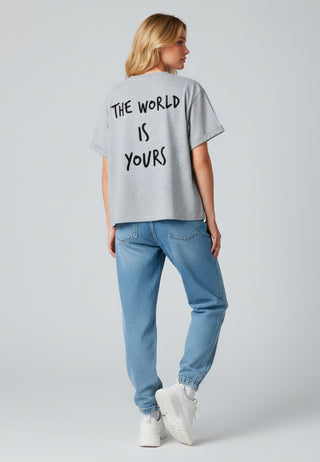 T-shirt Oversize "The World is Yours"