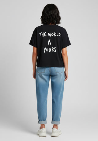T-shirt Oversize "The World is Yours"