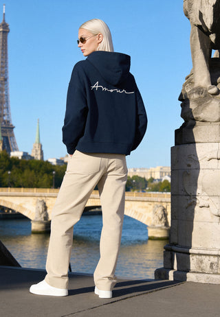 Hoodie Boxy Brodé "Amour"