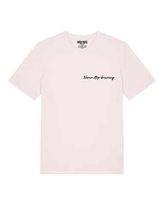 T-shirt Classic "Never Stop Dreaming"