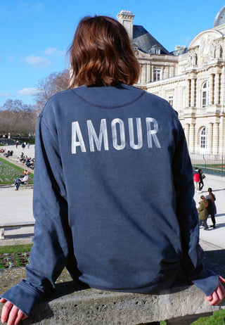 Sweatshirt Vintage Brodé "Amour"