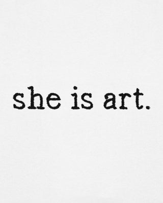 Hoodie Oversize Brodé "She Is Art"