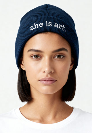 Beanie Classic Brodé "She is Art"