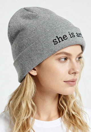 Beanie Classic Brodé "She is Art"