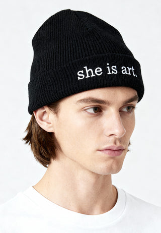 Beanie Classic Brodé "She is Art"