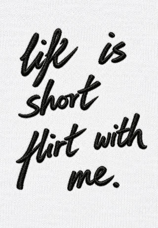 T-shirt Boxy Brodé "Life Is Short"