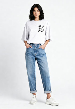 T-shirt Boxy Brodé "Life is Short"